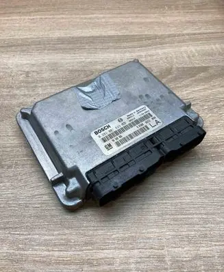 Opel Vectra B Engine control unit/module ECU 0281001633 90508986