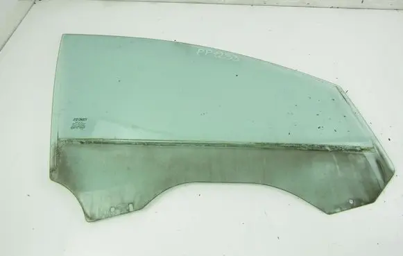 Fiat Croma Front door window glass four-door 