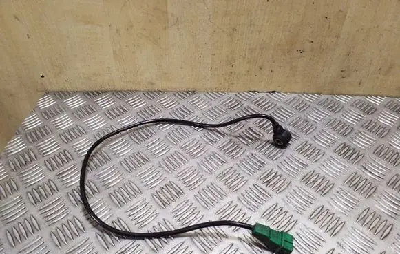 Audi A4 S4 B5 8D Detonation knock sensor 054905377H