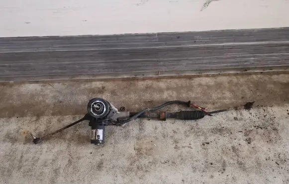 Mitsubishi Colt Steering rack MR594094 A4544600000