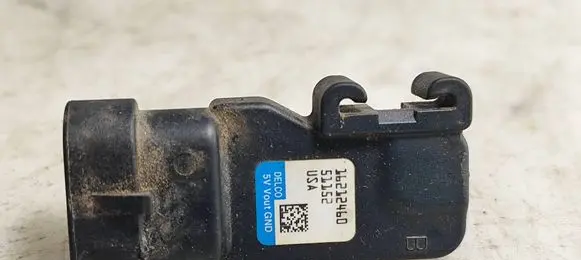 Opel Vectra C Air pressure sensor 16212460 51152