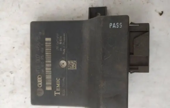 Audi A6 S6 C6 4F Gateway control module 4F0907468B 4F0910468A