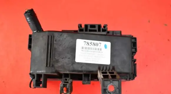 Nissan Pathfinder R51 Fuse box set 6356-4198