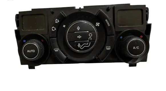 Peugeot 3008 I Climate control unit 96738320XT