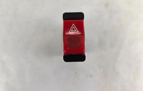 Mercedes-Benz W123 Hazard light switch 0008209010