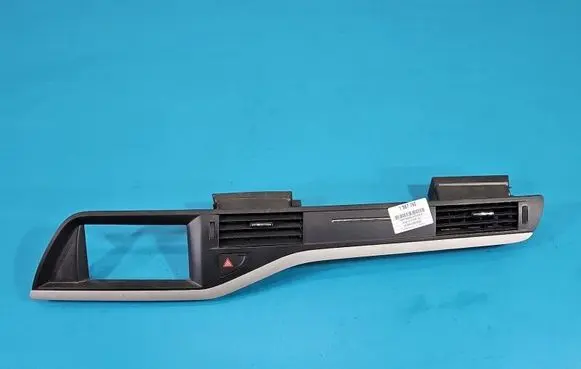 Citroen C5 Dash center air vent grill 9682297777 IMPRK1587792