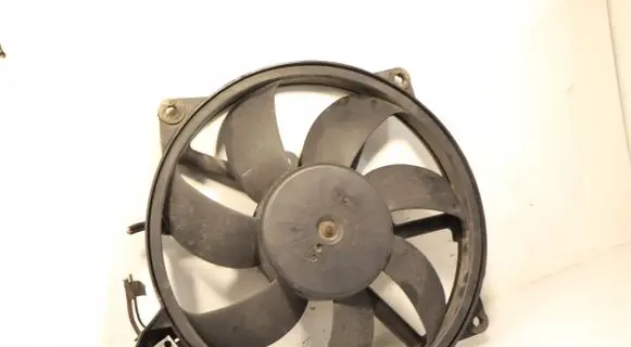 Renault Fluence Air conditioning (A/C) fan (condenser) 