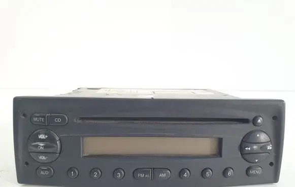 Iveco Daily 35.8 - 9 Radio/CD/DVD/GPS head unit 7607005081