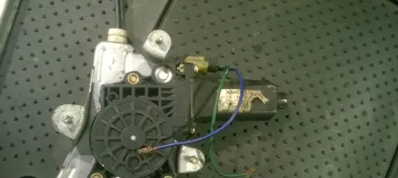 Rear door window regulator motor