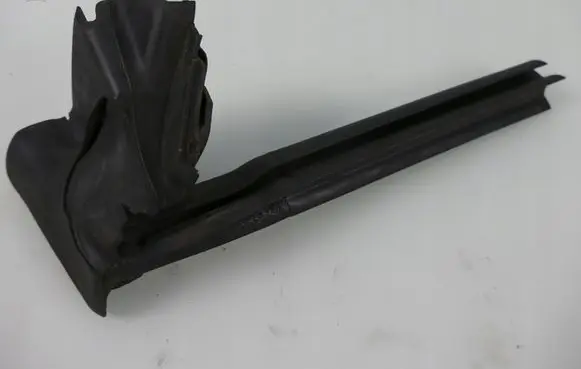 Mercedes-Benz SLK R172 Rear glass trim A1726700838