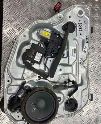 Volvo XC70 Rear door window regulator with motor 983041102