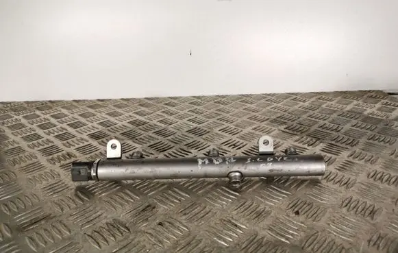 Mercedes-Benz R W251 Fuel main line pipe A6420702595001