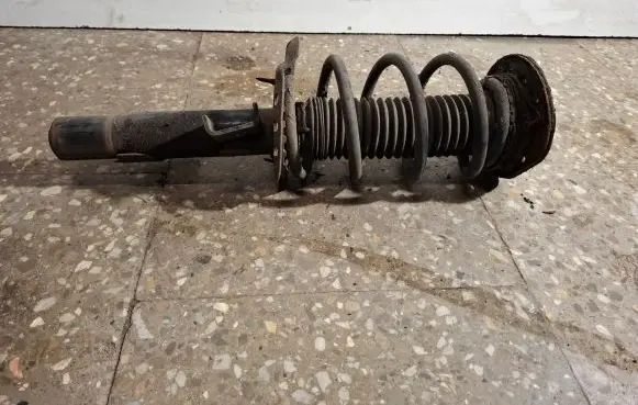 Volvo V60 Front shock absorber with coil spring 31406001