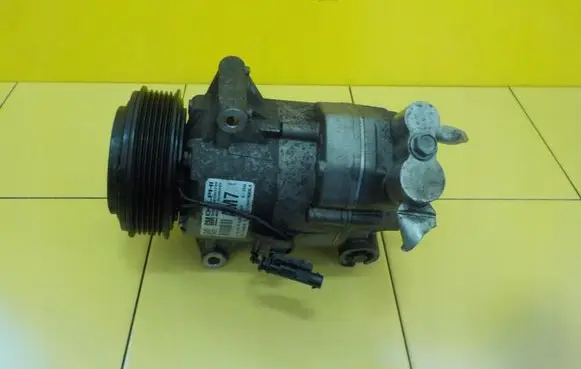 Opel Astra J Air conditioning (A/C) compressor (pump) 13450516
