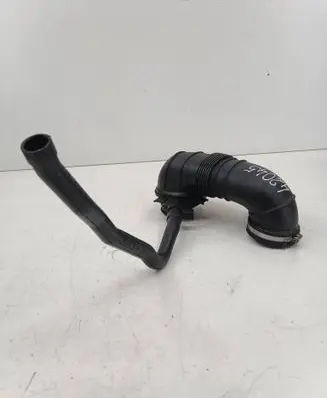 Infiniti Q50 Air intake hose/pipe A6510941297