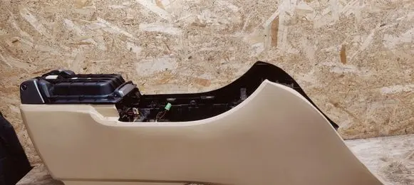 Land Rover Range Rover Sport L320 Center console 