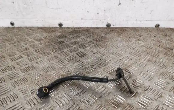 Hyundai i10 Detonation knock sensor 3925004000 0261231250