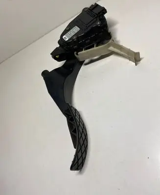 Volkswagen Golf IV Accelerator throttle pedal 1J1721503H 6PV00777001