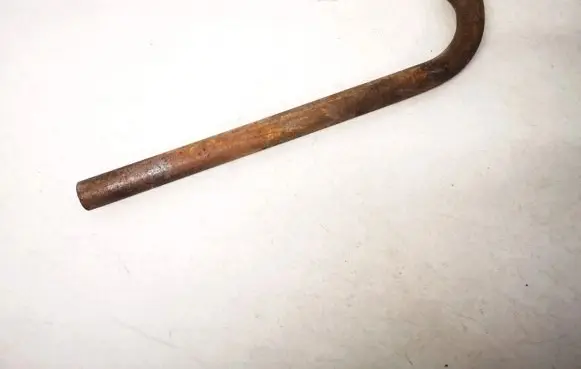 Volkswagen PASSAT B3 Wheel nut wrench 191012219