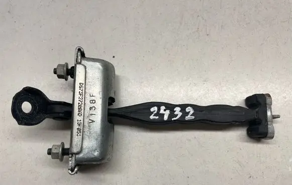Ford Fusion II Front door check strap stopper DS73F27200AD