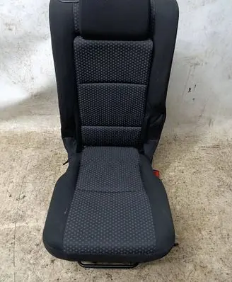 Toyota Verso Second row seats 