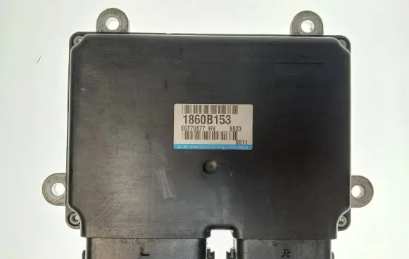 Mitsubishi Outlander Engine control unit/module 1860B153 E6T70877 8823