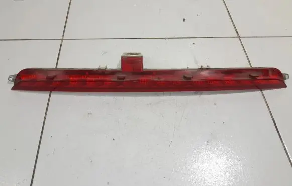 Mercedes-Benz ML W166 Third/center stoplight A1668200056