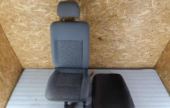 Volkswagen Transporter - Caravelle T5 Rear seat