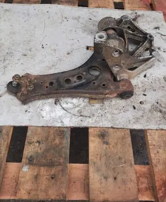 Volkswagen Polo Front lower control arm/wishbone 6Q0199294D