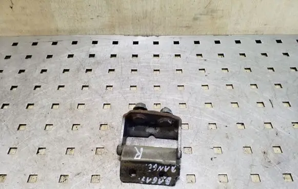 Nissan Pathfinder R51 Tailgate/trunk/boot hinge