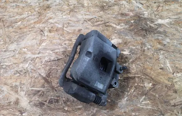 Chevrolet Camaro Front brake caliper