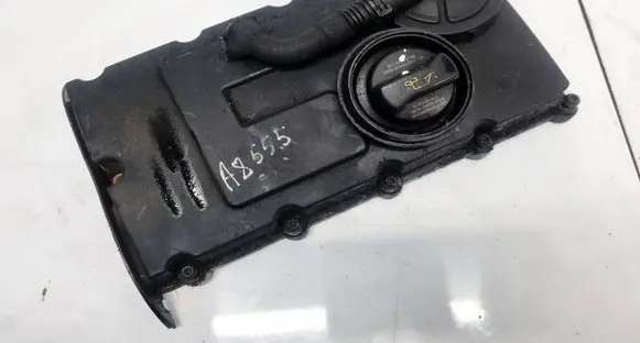 Skoda Octavia Mk2 (1Z) Rocker cam cover 03G103475