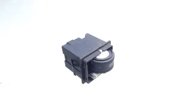 Seat Ibiza II (6k) Headlight level height control switch 4F0941301A