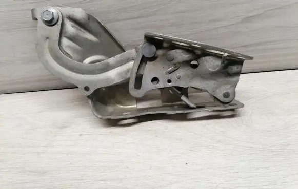 Mercedes-Benz E W213 Engine bonnet/hood hinges A2138800128 A2138800228