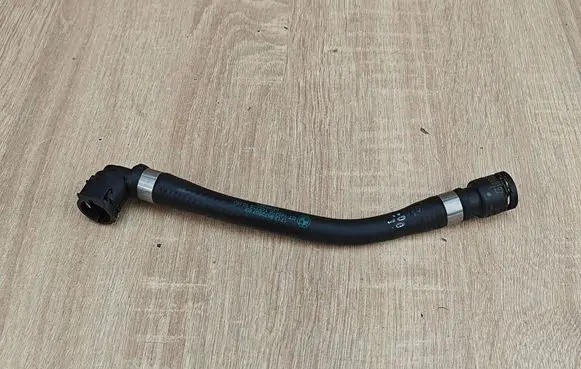 BMW 8 G16 Engine coolant pipe/hose 8572907