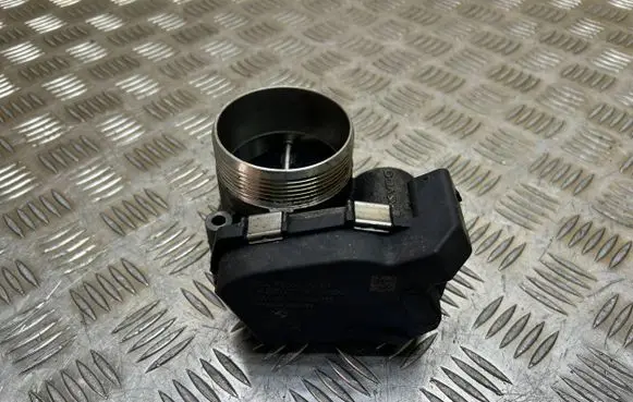 BMW 6 F06 Gran coupe Throttle valve 7555944 13547555944 A2C53374893