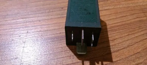 Ford Mondeo MK I Other relay 93bg8c616aa c8f6a