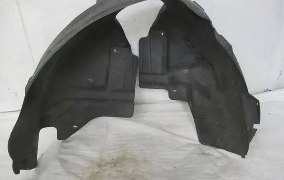 Ford Mondeo Mk III Rear arch fender liner splash guards 1S71F278B51AF