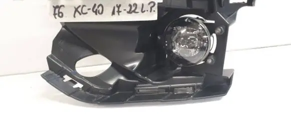 Volvo XC40 Front fog light 90103785