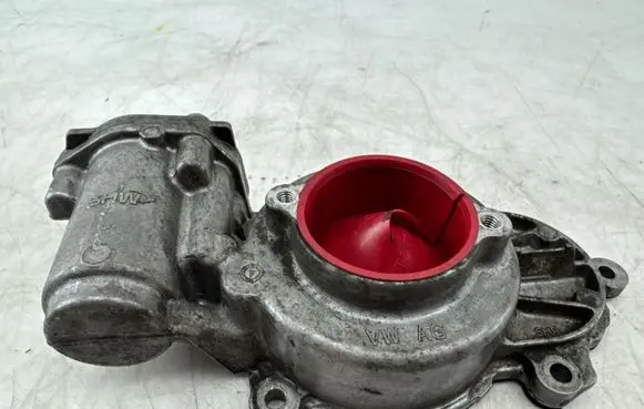 Volkswagen Golf VII Camshaft vanos timing valve 103L109096