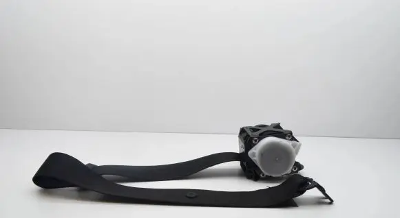 Audi Q3 8U Rear seatbelt 8U0857805B