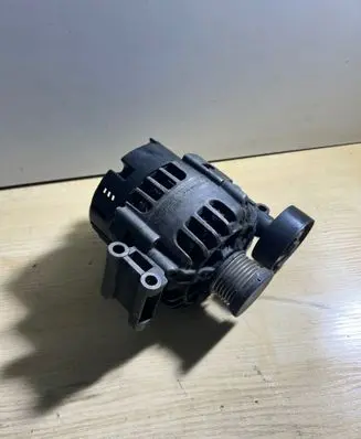 BMW 3 E46 Generator/alternator 7521382 7521488