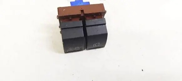 Volkswagen PASSAT B6 Fuel tank opening switch 3c0959903b