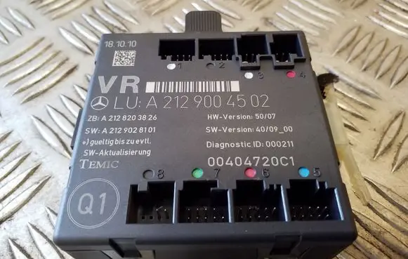 Mercedes-Benz C W204 Door control unit/module A2129004502 00404720C1 A2128203826