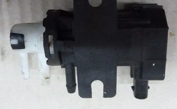Mercedes-Benz GLE W167 Electromagnetic valve A0001531300-T-II