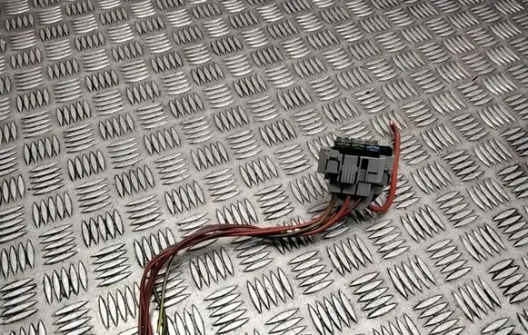 Volvo V70 Fuse module