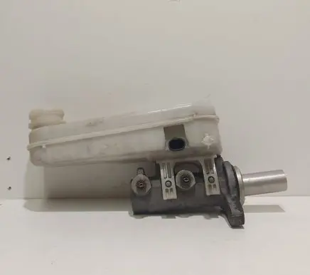 Peugeot Boxer Master brake cylinder Y24113