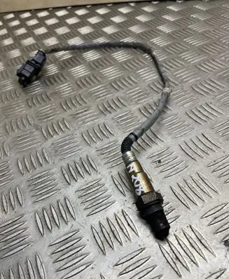 Volkswagen Jetta VI Lambda probe sensor 03L906262 0281004191 1375171
