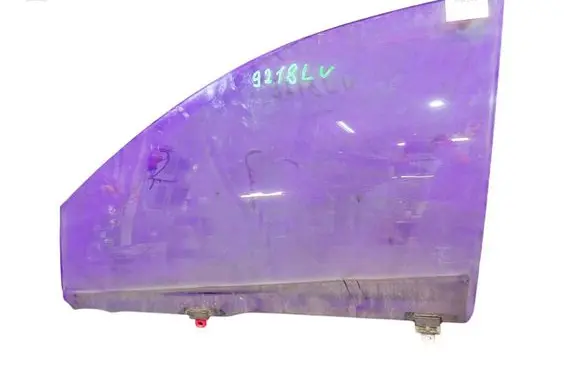 Toyota Yaris Verso Front door window glass four-door