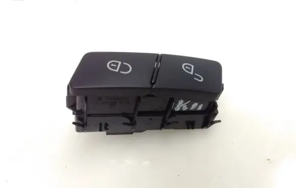 Mercedes-Benz CLS C218 X218 Central locking switch button A2049058402
